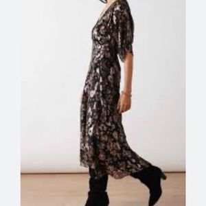 NWOT Ba&sh dress beautiful long flowy and flattering!